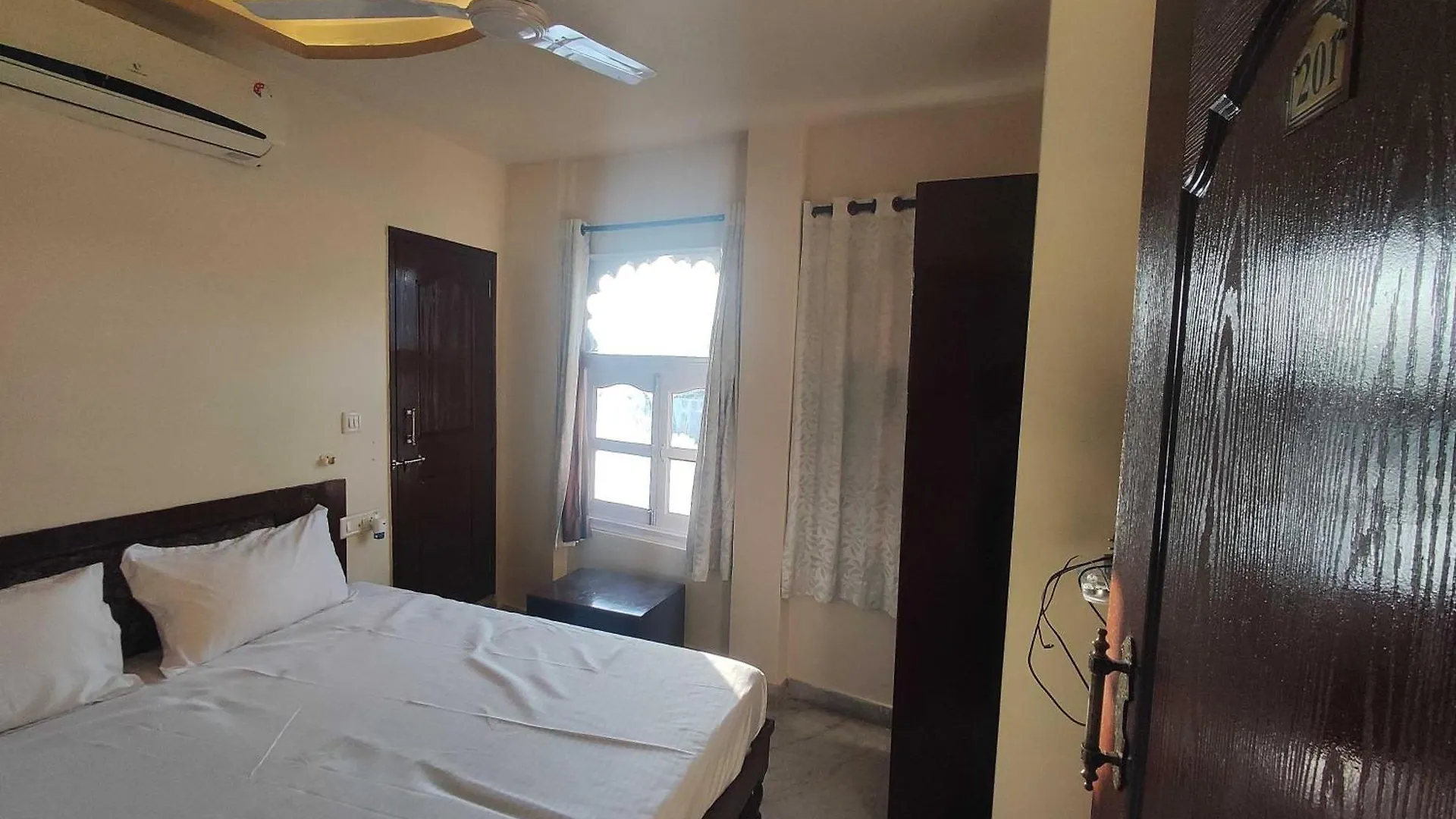 Hotel O Girwa Udajpur